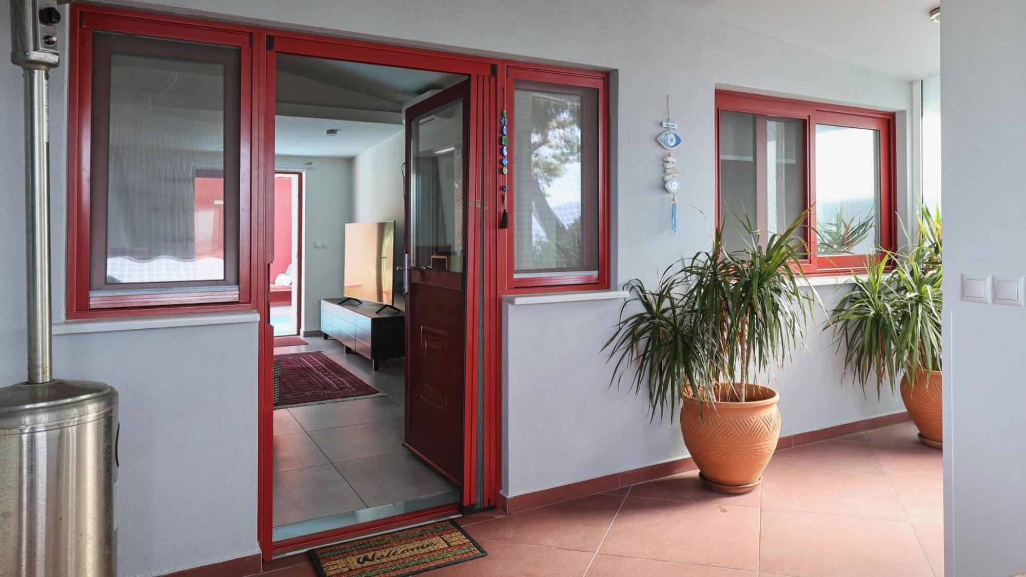 The Bordeaux Door Villa Aegina Exterior foto
